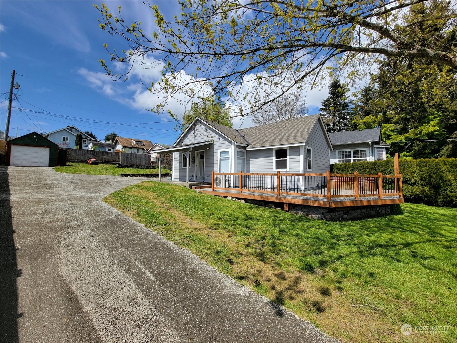 Property Photo:  3588 E M Street  WA 98404 