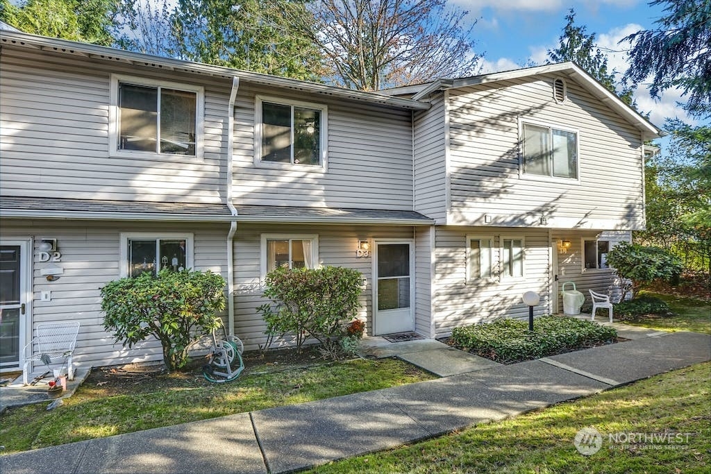 Property Photo:  18910 Bothell-Everett Highway D3  WA 98012 