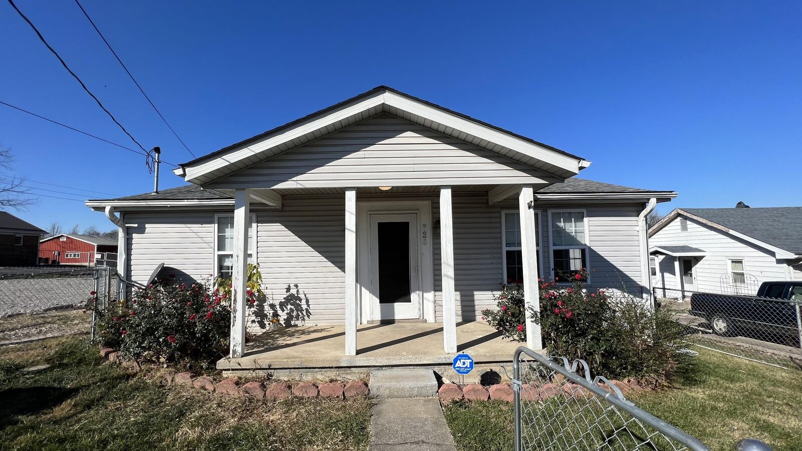 Property Photo:  320 Irvine View Street  KY 40475 
