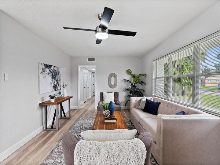 Property Photo:  1514 32nd Street W  FL 34205 