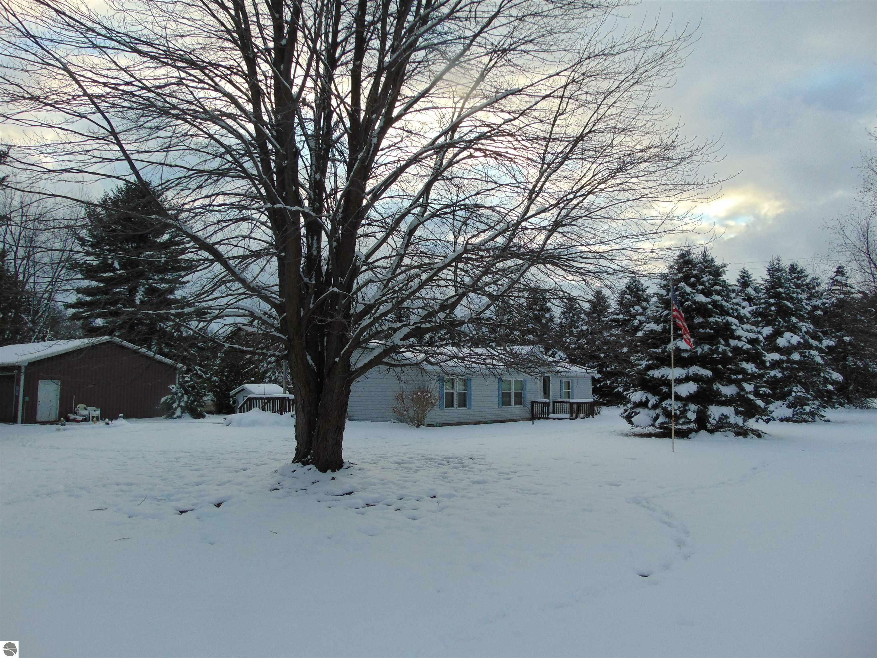 Property Photo:  11645 W Washington Road  MI 48889 