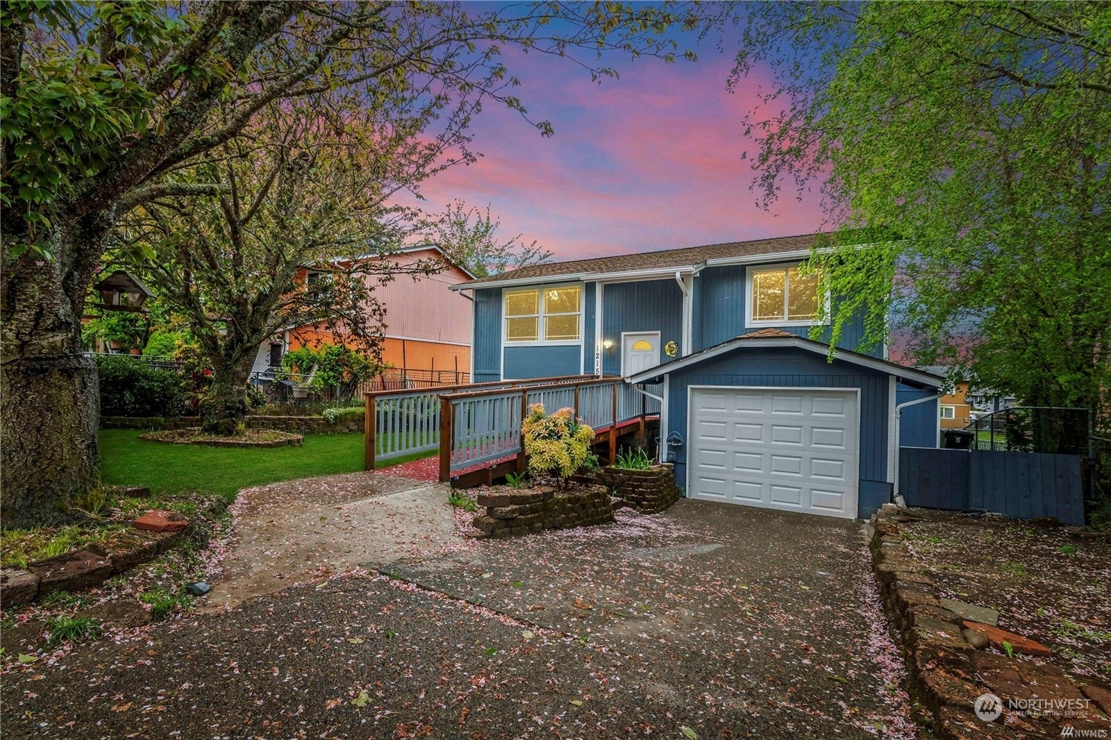 Property Photo:  1215 E 62nd Street  WA 98404 