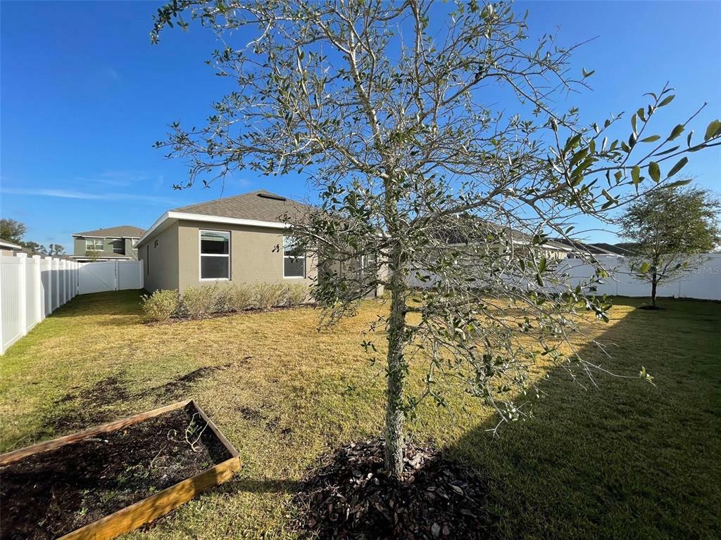 Property Photo:  3312 Wolf Run Road  FL 32757 