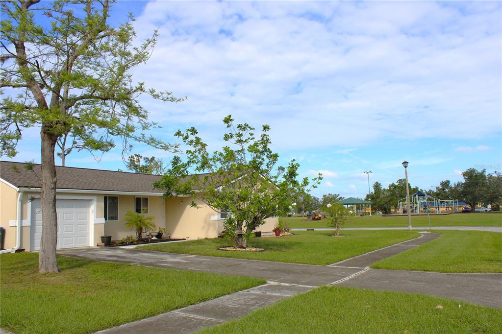 Property Photo: 6056 Myrtlewood Road FL 34287
