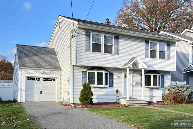 Property Photo:  197 Lincoln Avenue  NJ 07407 