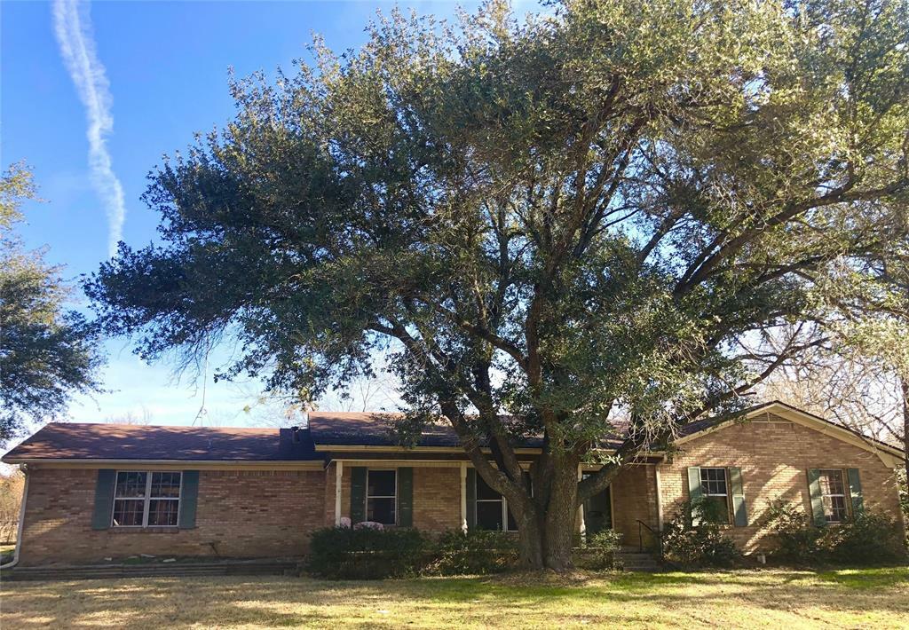 Property Photo:  123 Spears Lane  TX 75169 