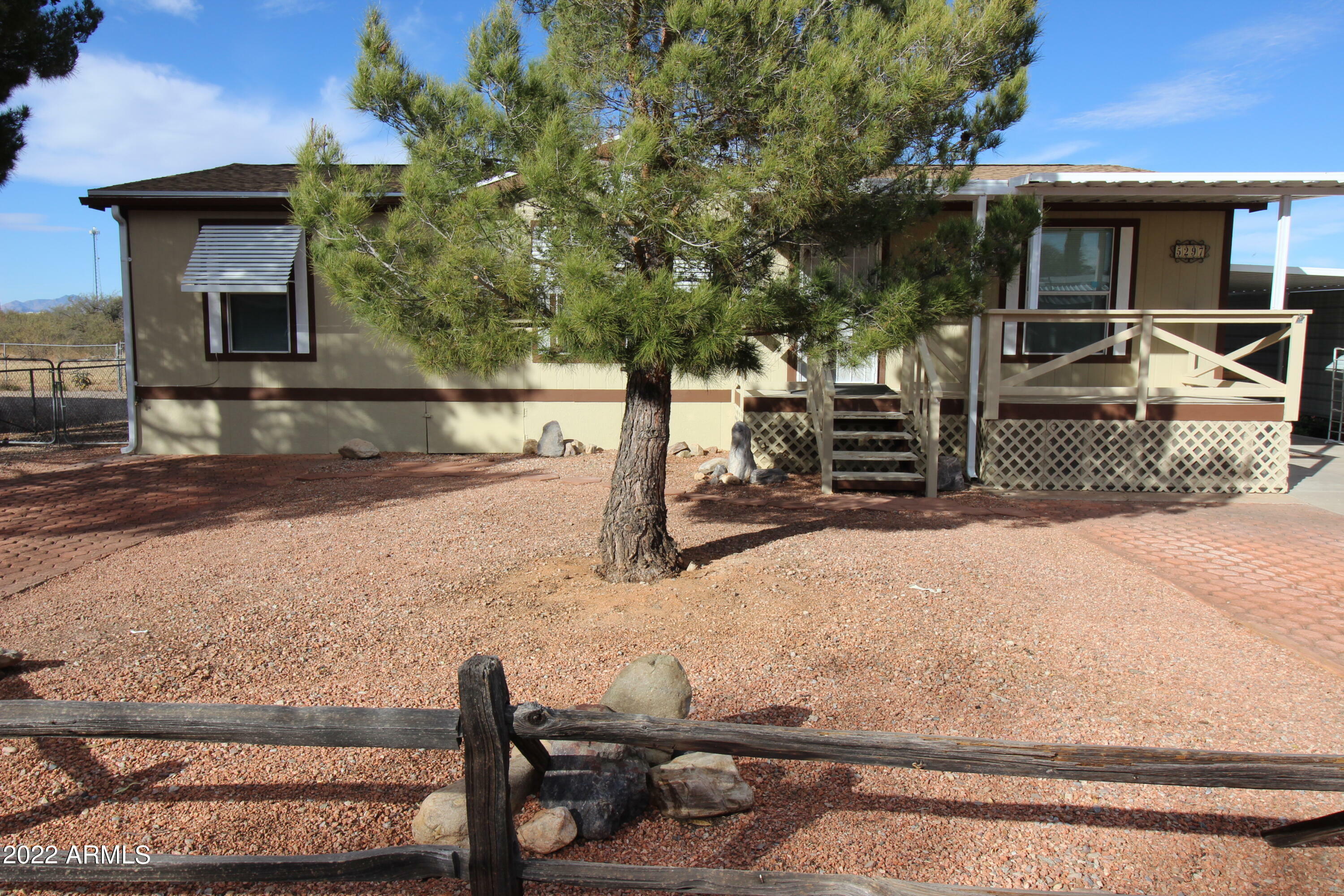 Property Photo: 5297 E Finch Circle AZ 85650