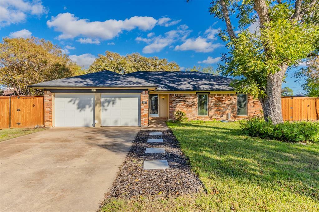 Property Photo:  117 Brazil Court  TX 76054 