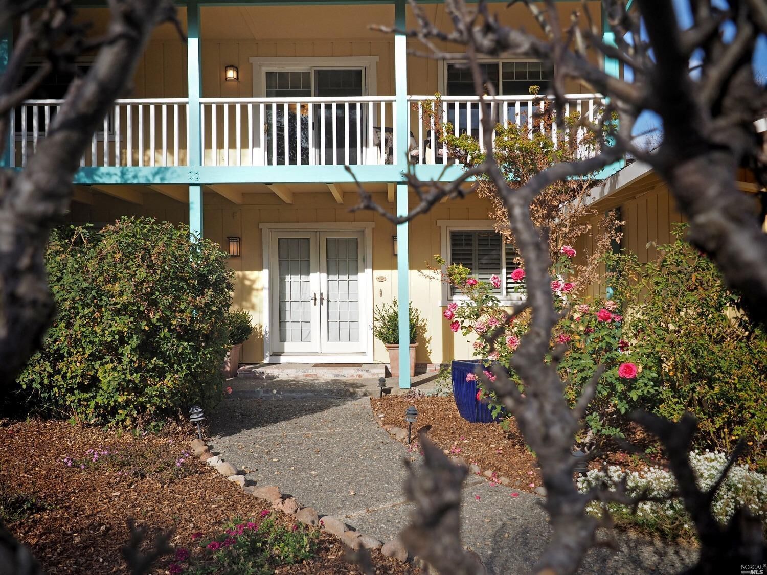 Property Photo:  2237 Warwick Drive  CA 95405 