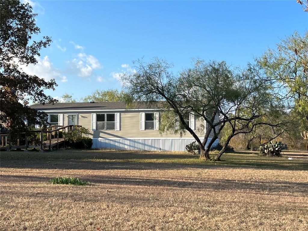 Property Photo: 530 County Road 2247 TX 75109