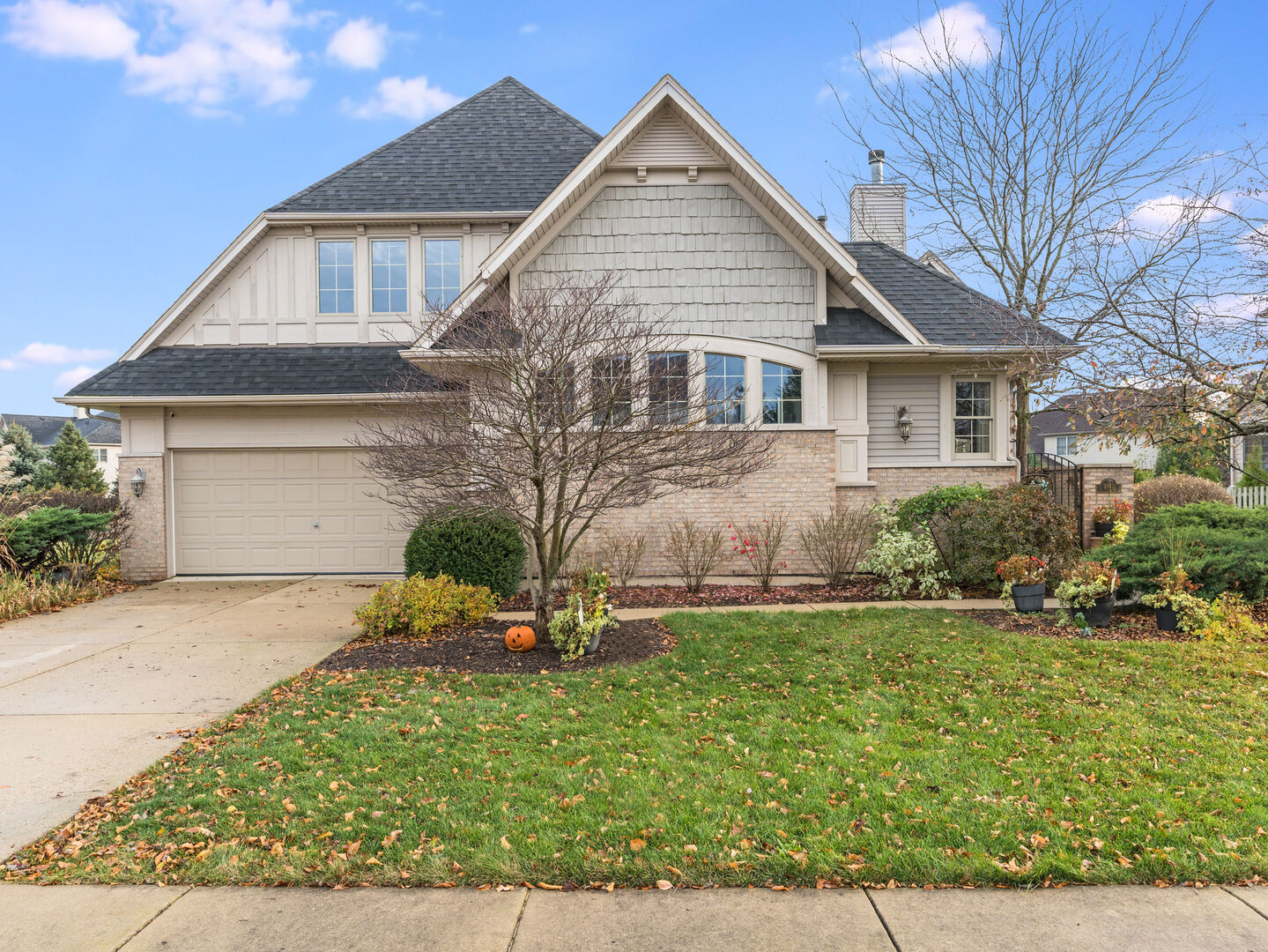 Property Photo:  2942 Old Glory Drive  IL 60560 