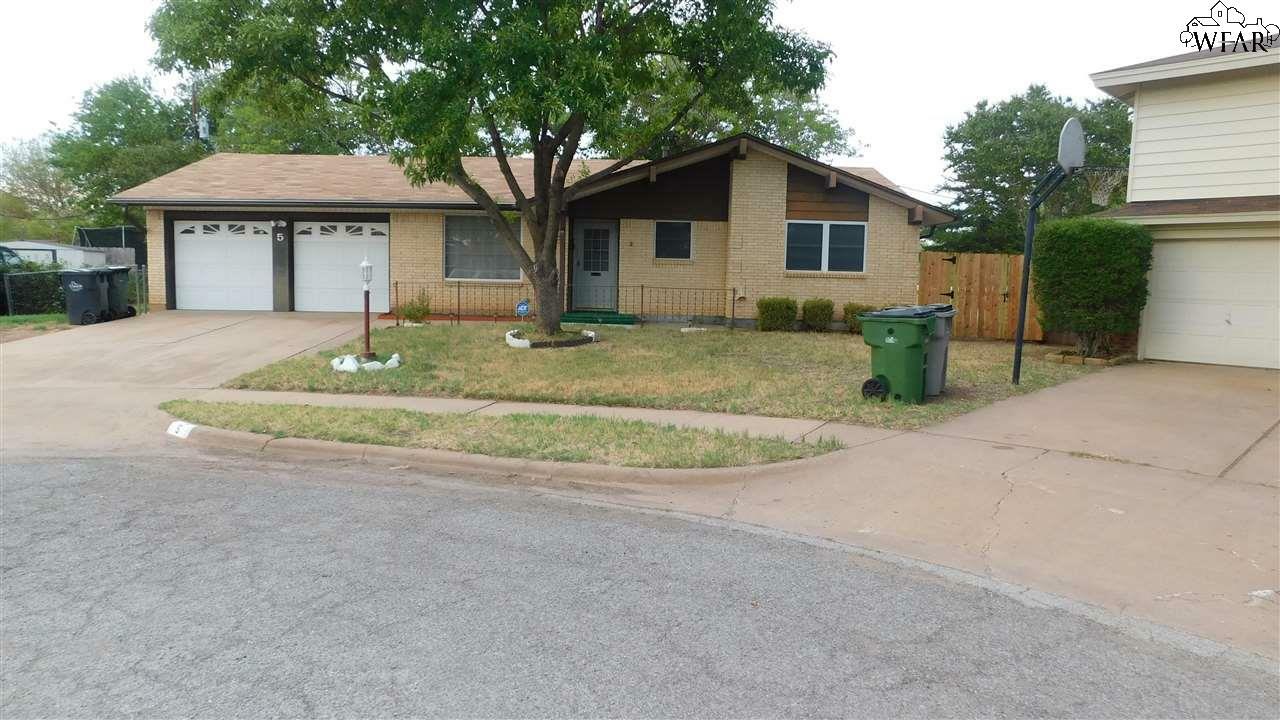 Property Photo:  5 Kevin Circle  TX 76306 