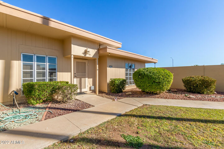 Property Photo: 13017 N 99th Drive AZ 85351