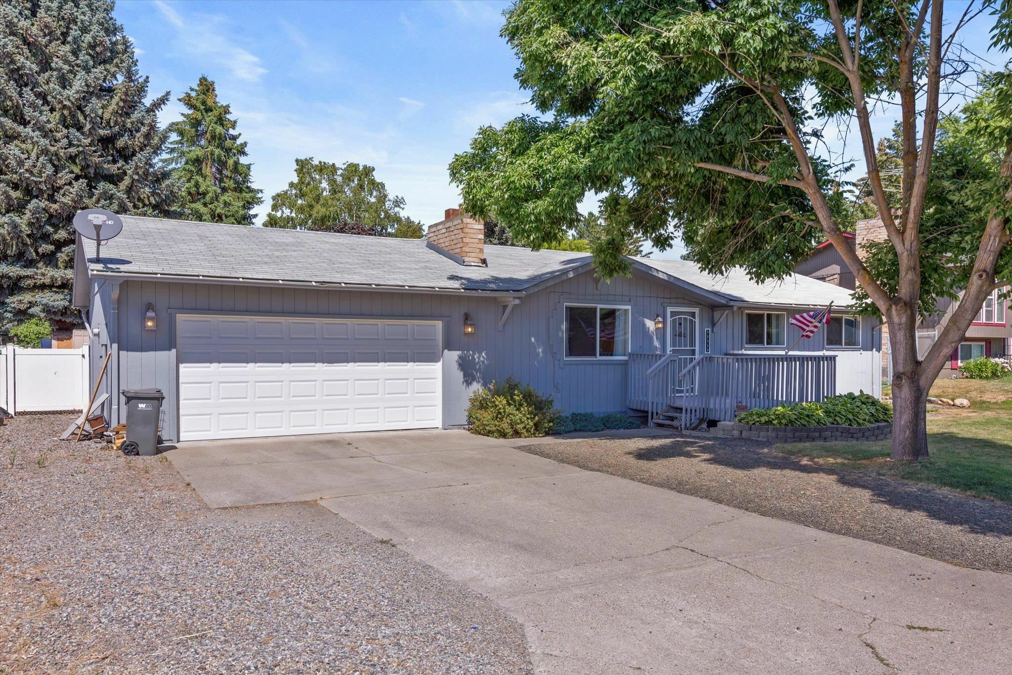 Property Photo: 11313 E Fairview Ave WA 99206