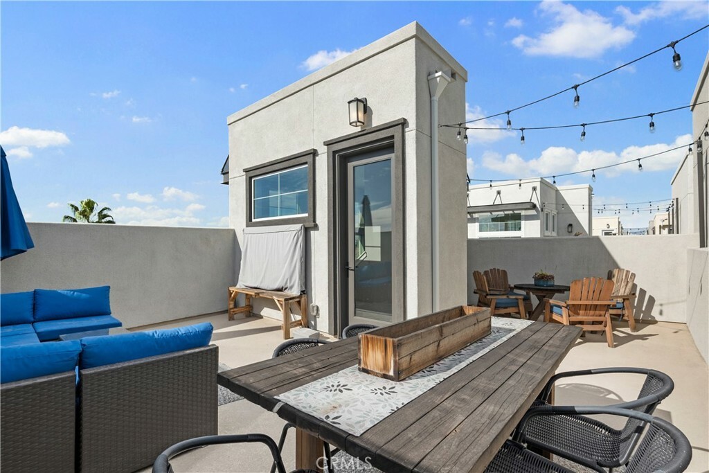 Property Photo:  735 S Mosaic  CA 92805 