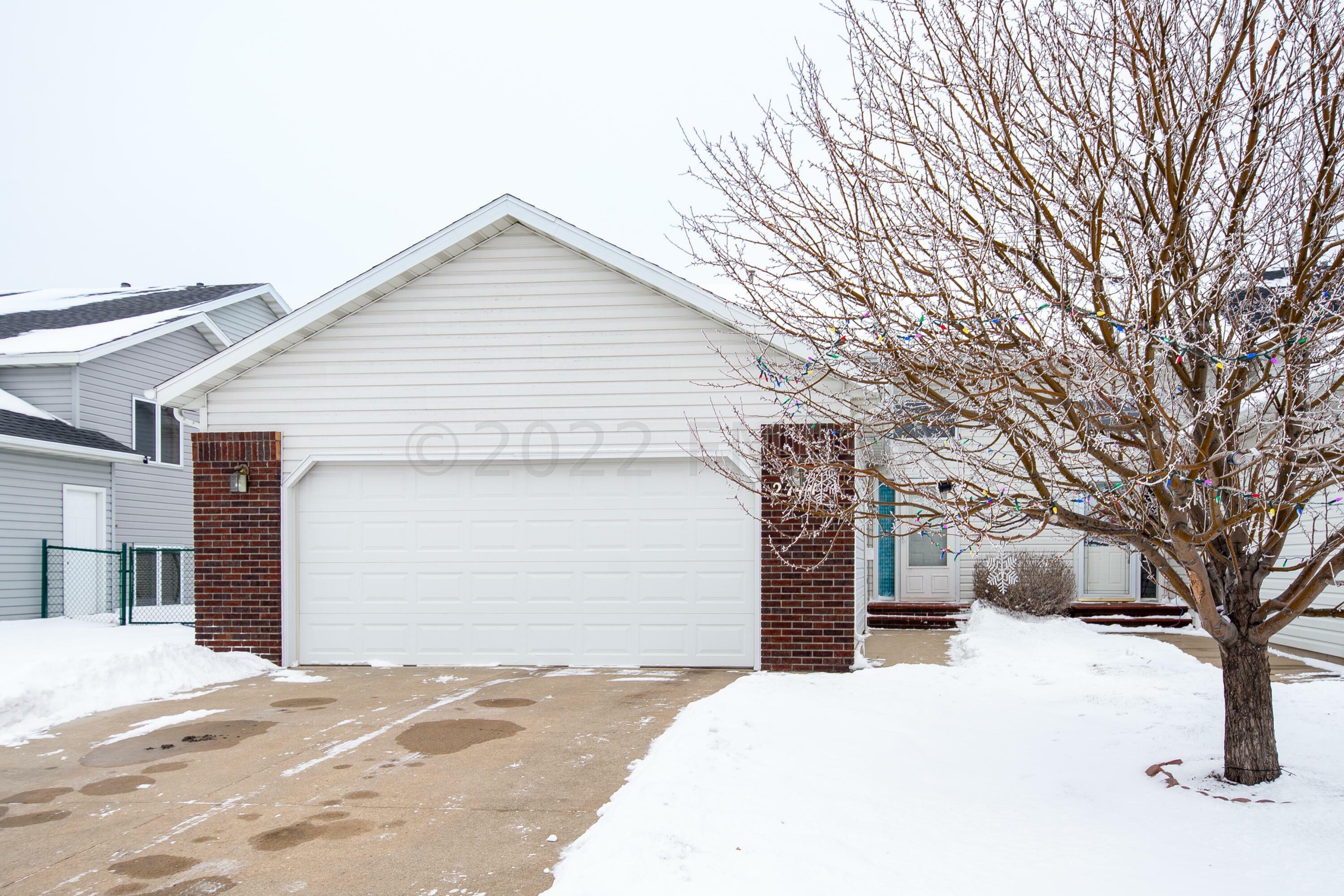 Property Photo:  2744 Wheatland Drive S  ND 58103 