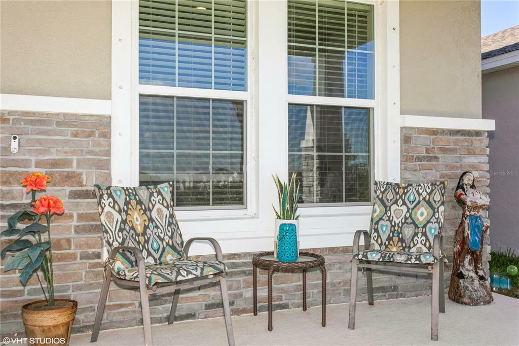 Property Photo: 596 8th Street NW FL 33570