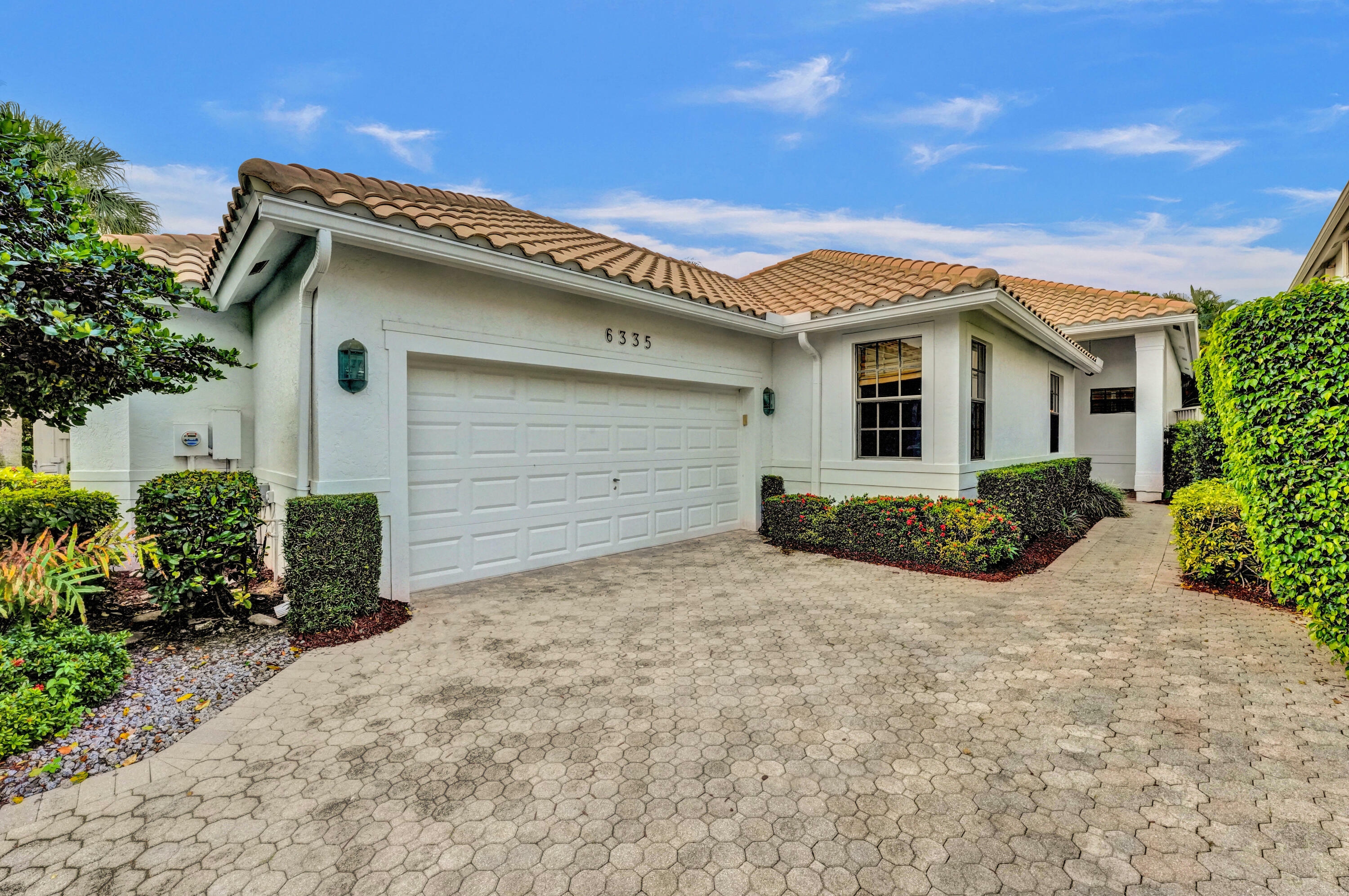 Property Photo: 6335 NW 24th Avenue FL 33496