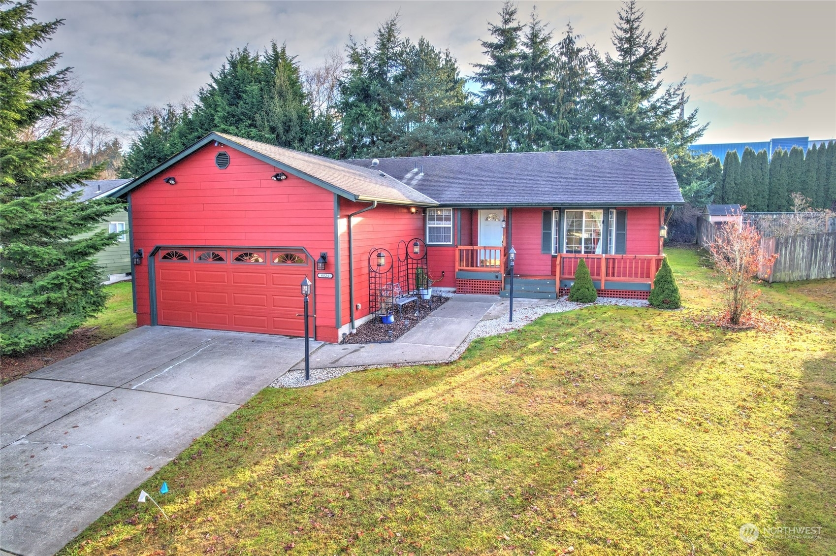 Property Photo: 6824 87th Avenue NE WA 98270