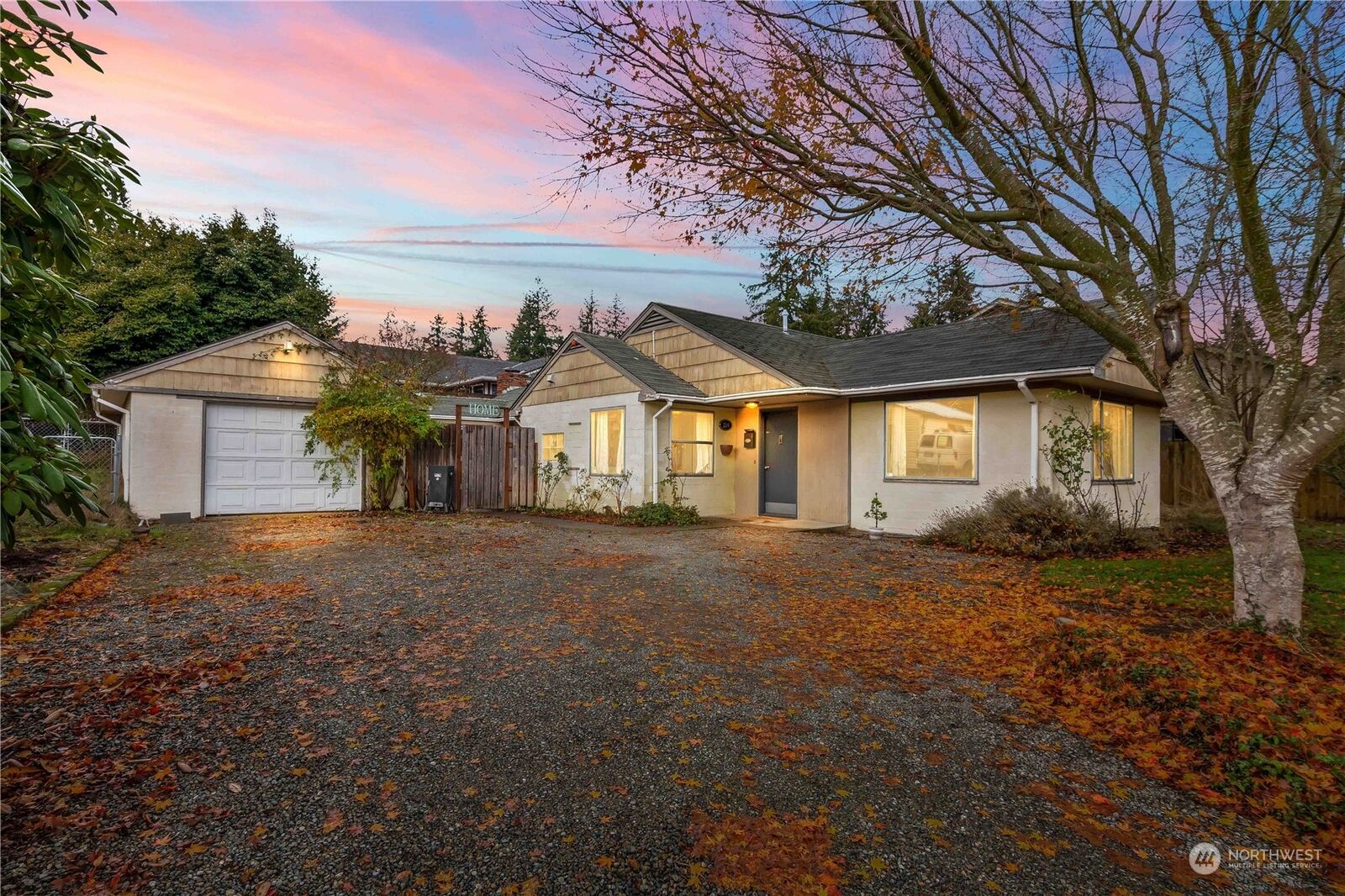 Property Photo:  2114 N Huson Street  WA 98406 