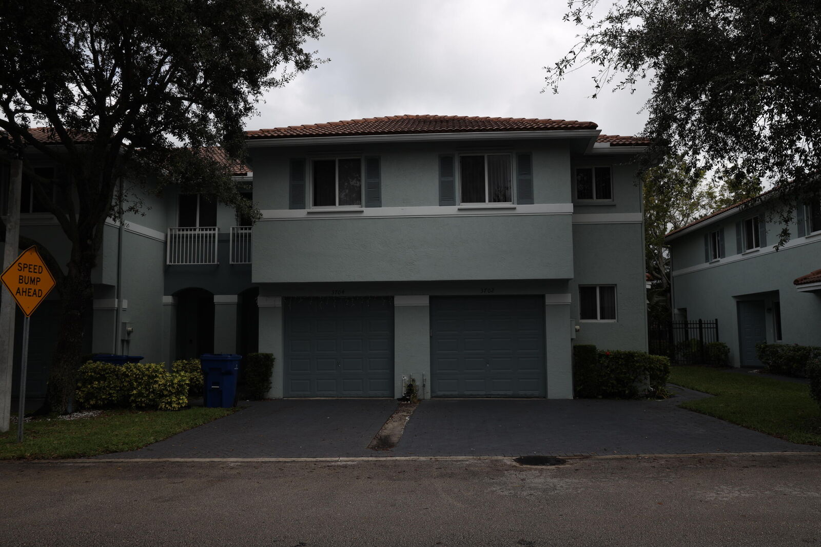 Property Photo:  3702 Sonoma Drive  FL 33404 