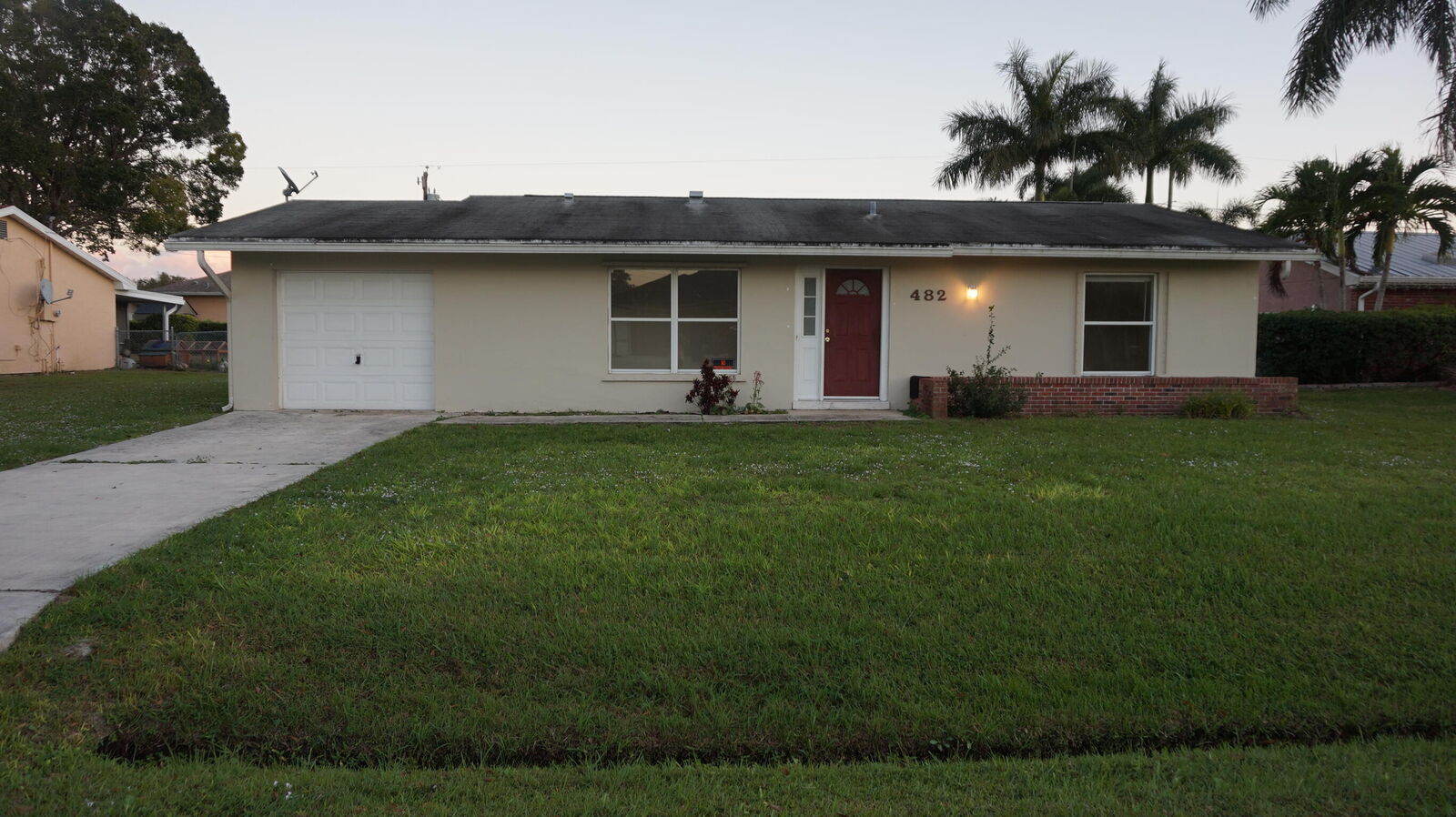 Property Photo:  482 SE Verada Avenue  FL 34983 
