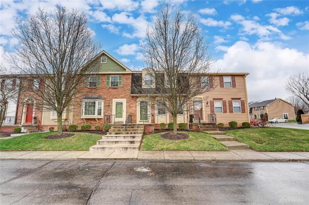 Property Photo: 2626 S Kings Arms Circle OH 45440