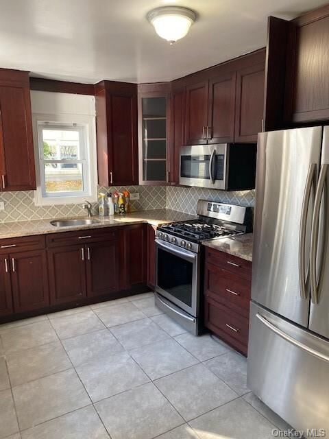 Property Photo: 428 Bellevue Avenue 1 NY 10703