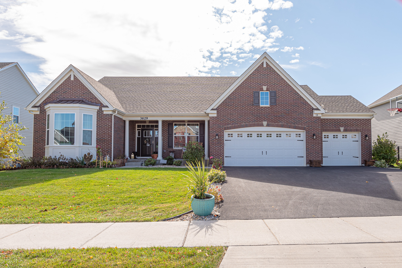 Property Photo:  3629 Eldorado Road  IL 60124 