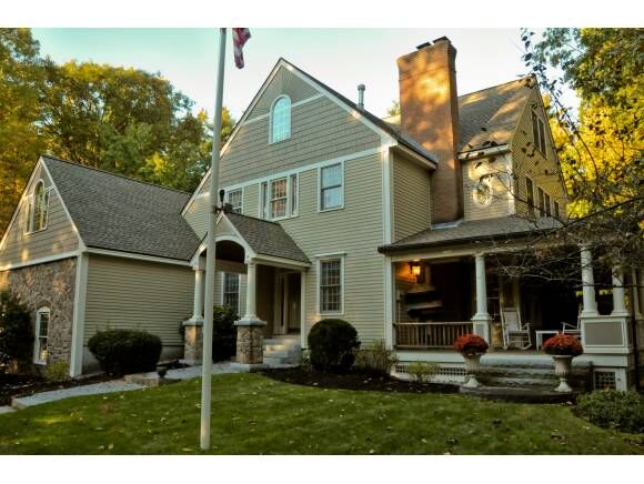 Property Photo: 51 Wendover Way NH 03110