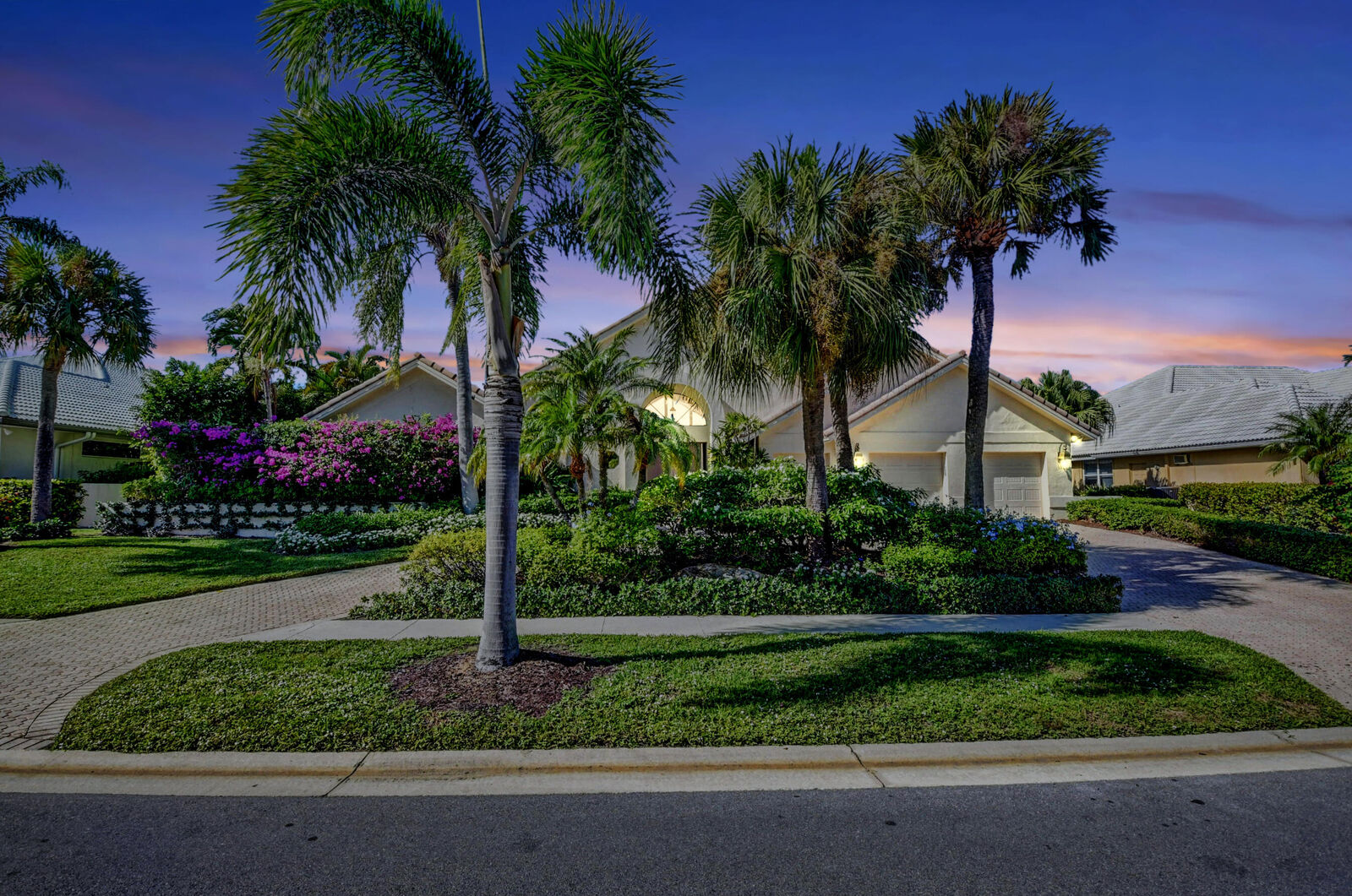 Property Photo: 4407 Bocaire Boulevard FL 33487