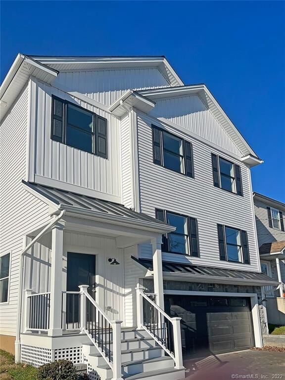 Property Photo: 404 Castle Avenue CT 06068