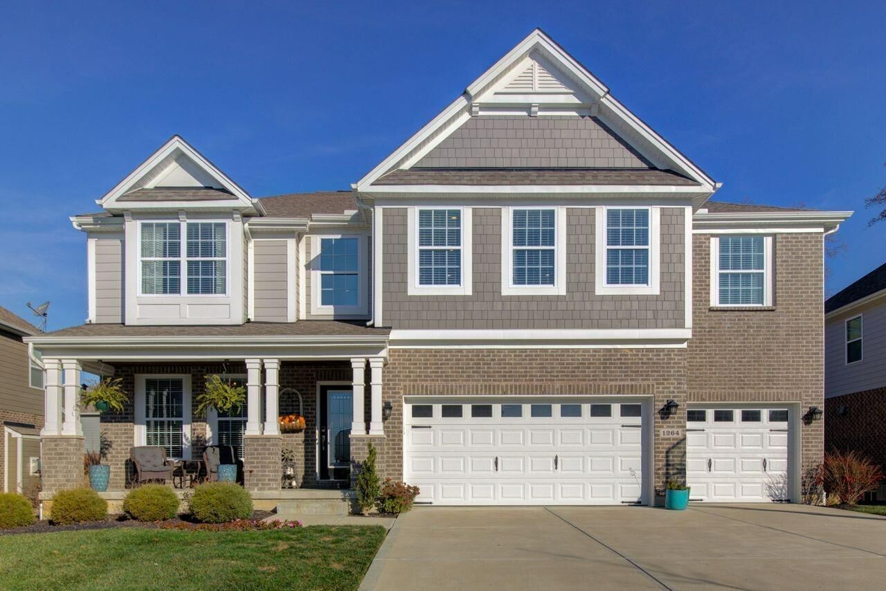 Property Photo:  1264 Autumn Run Dr  OH 45039 