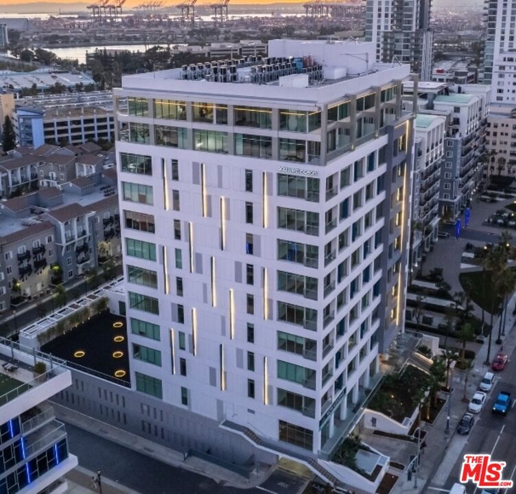 Property Photo: 200 W Ocean Blvd 203 CA 90802
