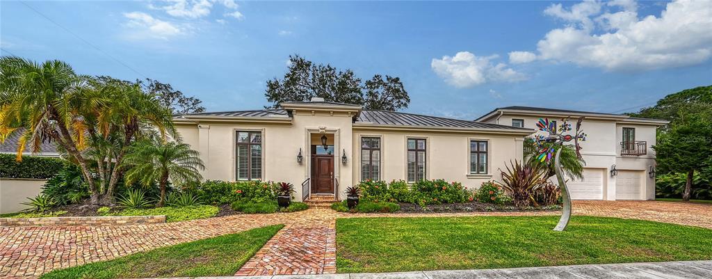 Property Photo: 1589 Gulfview Drive FL 34236