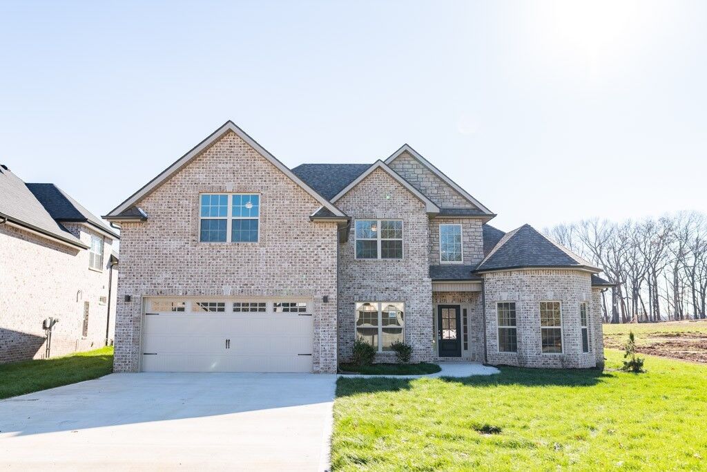 Property Photo:  1474 English Oak Drive  TN 37043 