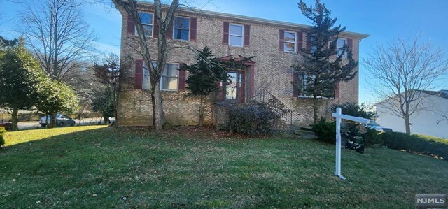 Property Photo:  41 Weston Place  NJ 07424 