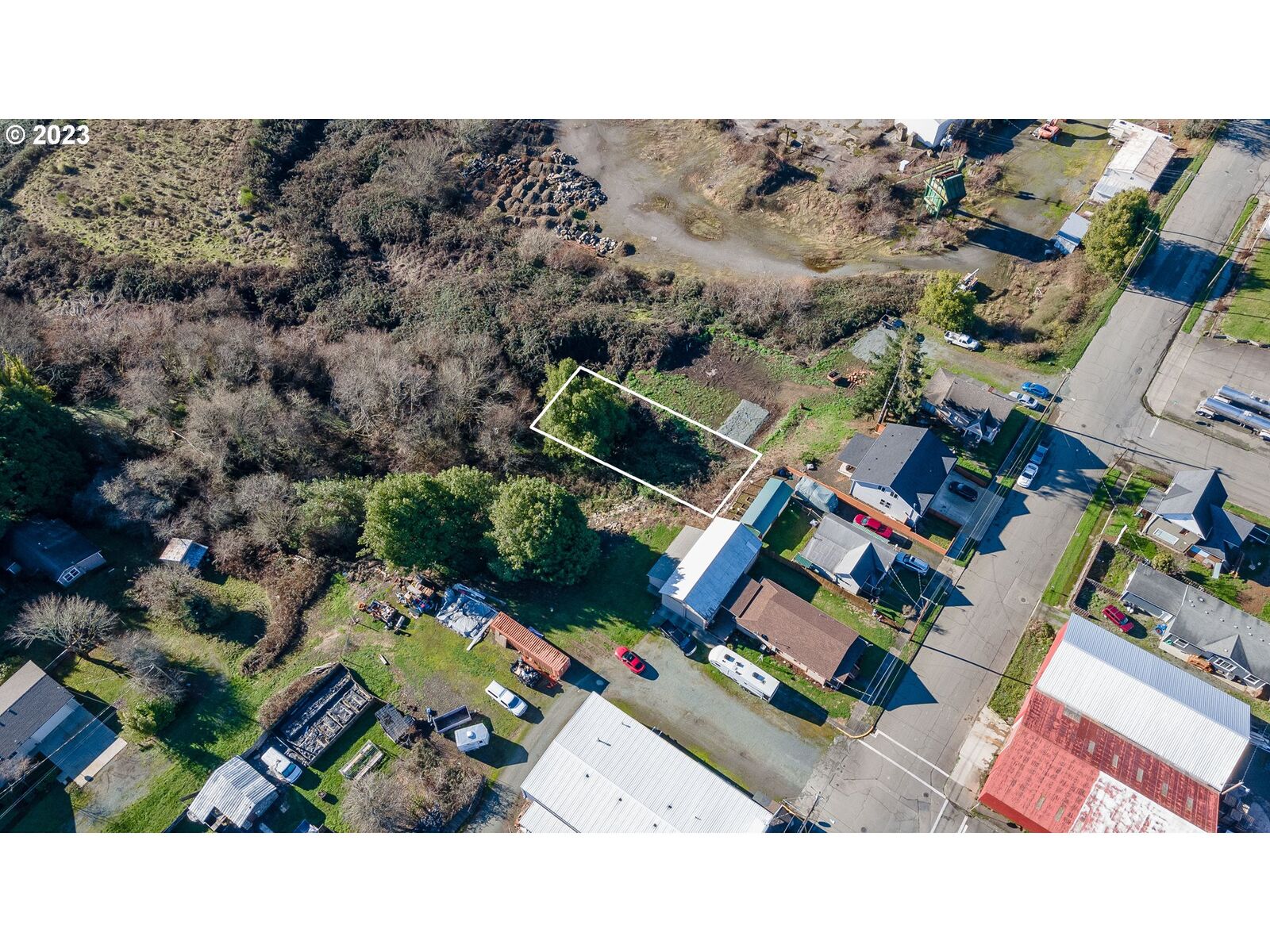 Property Photo: 0 Willow St OR 97458