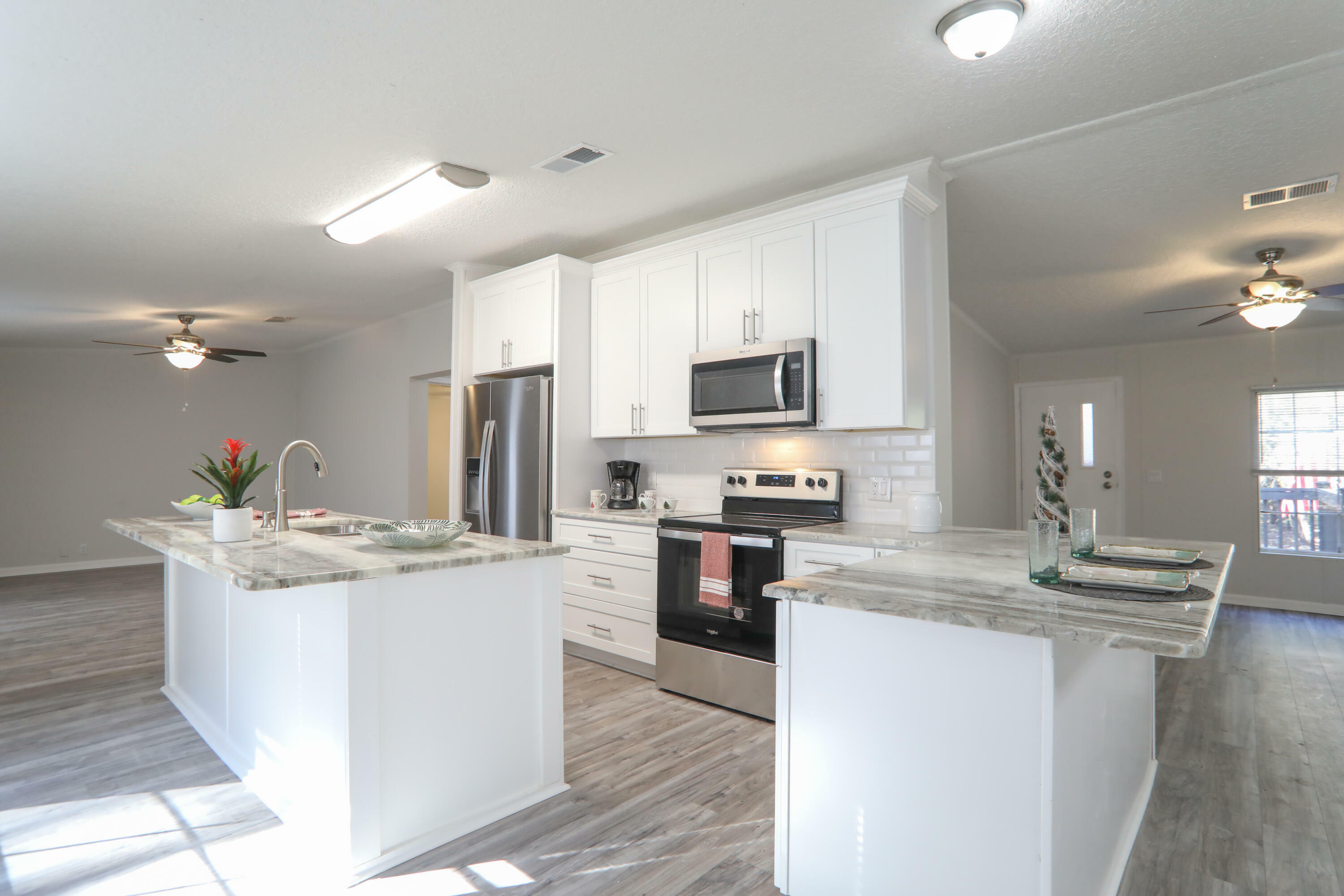 Property Photo: 5994 Rock Hill Road FL 32455