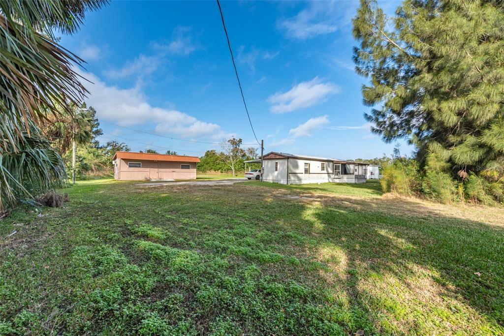 Property Photo:  1440 NW 1st Street  FL 33570 