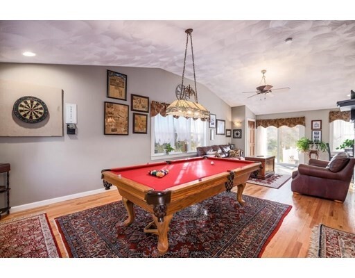 Property Photo:  6 Redland St  MA 01545 