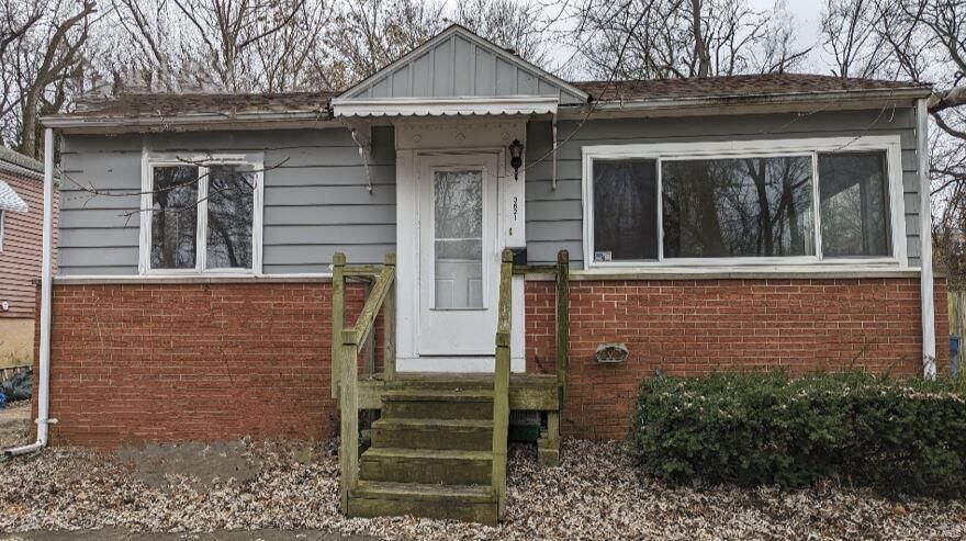 Property Photo: 3621 Horn Avenue IL 62002
