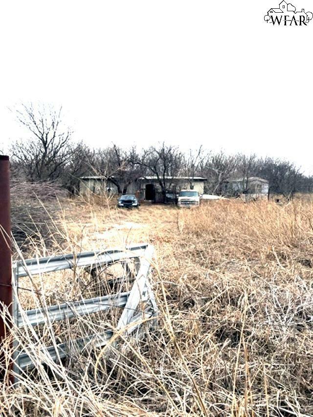 Property Photo: 9192 Willis Road TX 76305