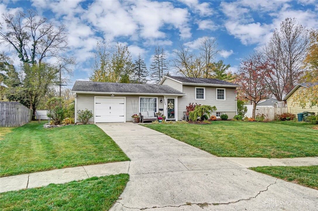 Property Photo:  2289 Patricia Drive  OH 45420 