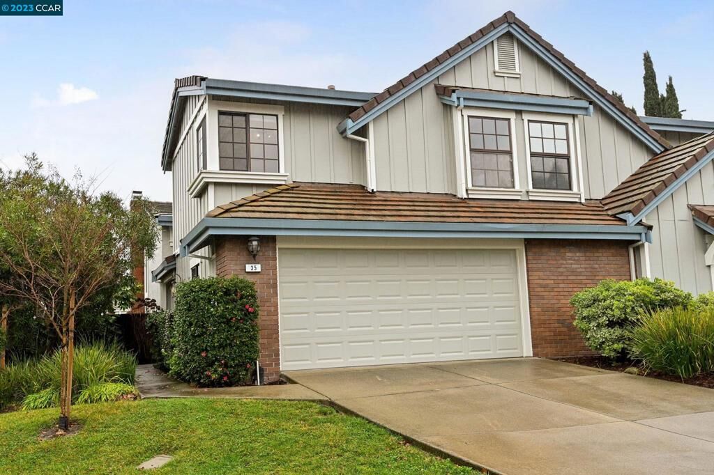 Property Photo:  35 San Vicente Ct  CA 94526 