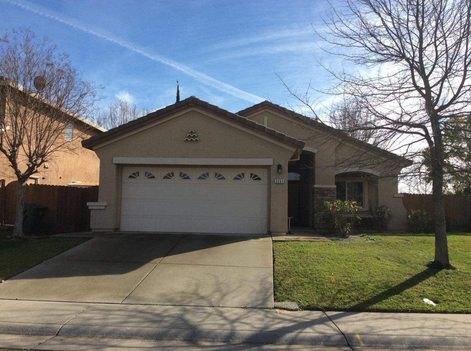 Property Photo: 3261 Aboto Way CA 95670