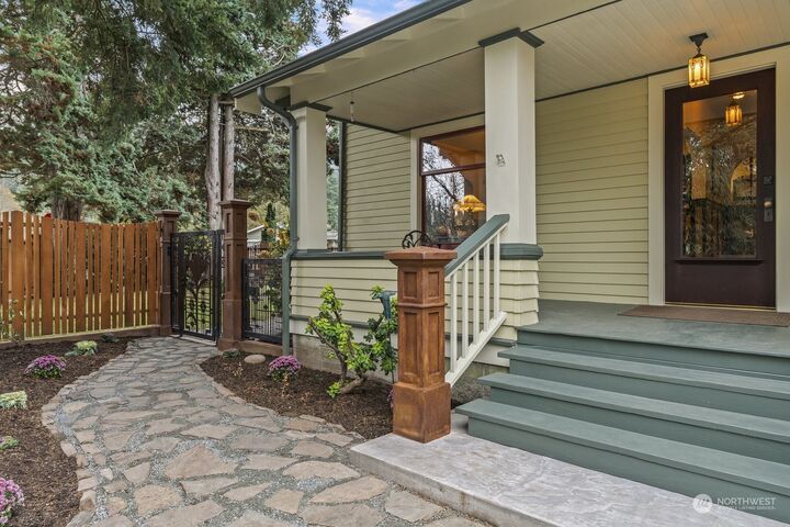 Property Photo:  8645 309th Place SE  WA 98050 