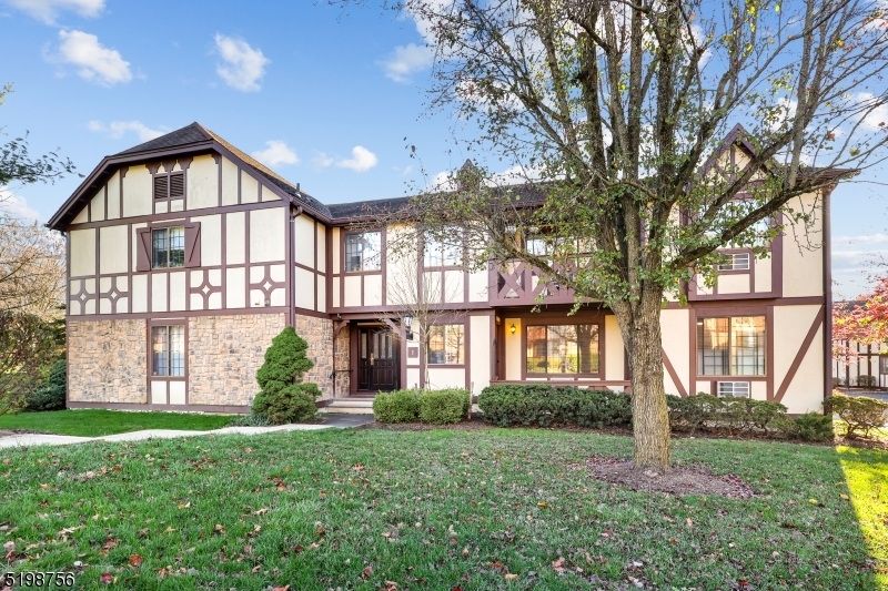 Property Photo: 1 Avon Ct NJ 07928