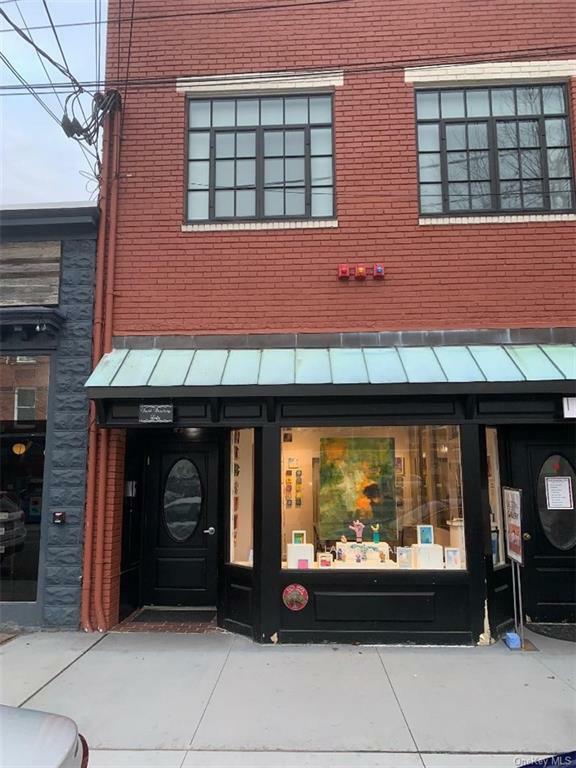 Property Photo:  85 S Broadway 202  NY 10960 
