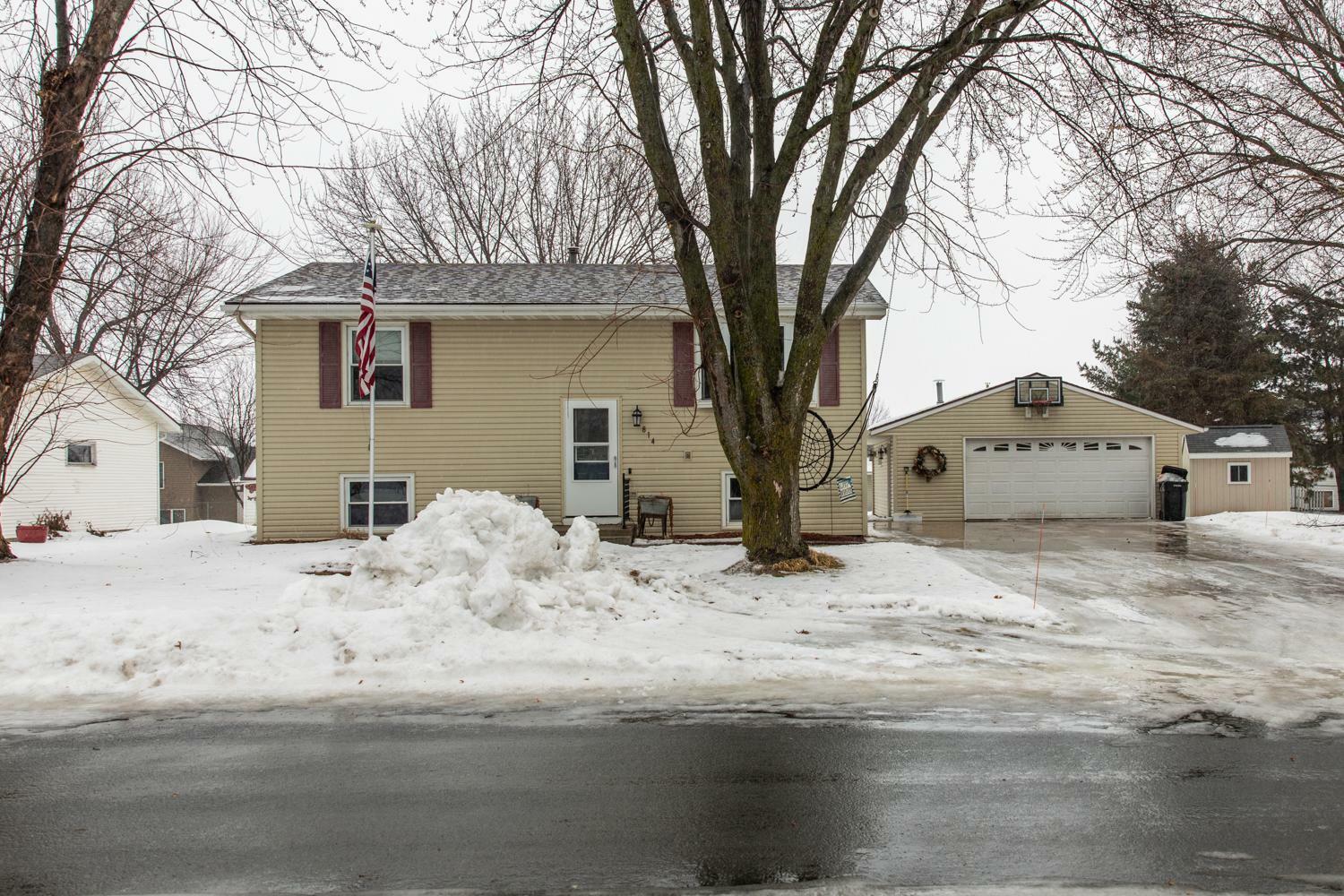 Property Photo: 814 4th Avenue SE MN 55976